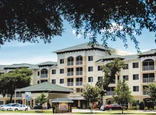 American House Bluewater Bay front exterior